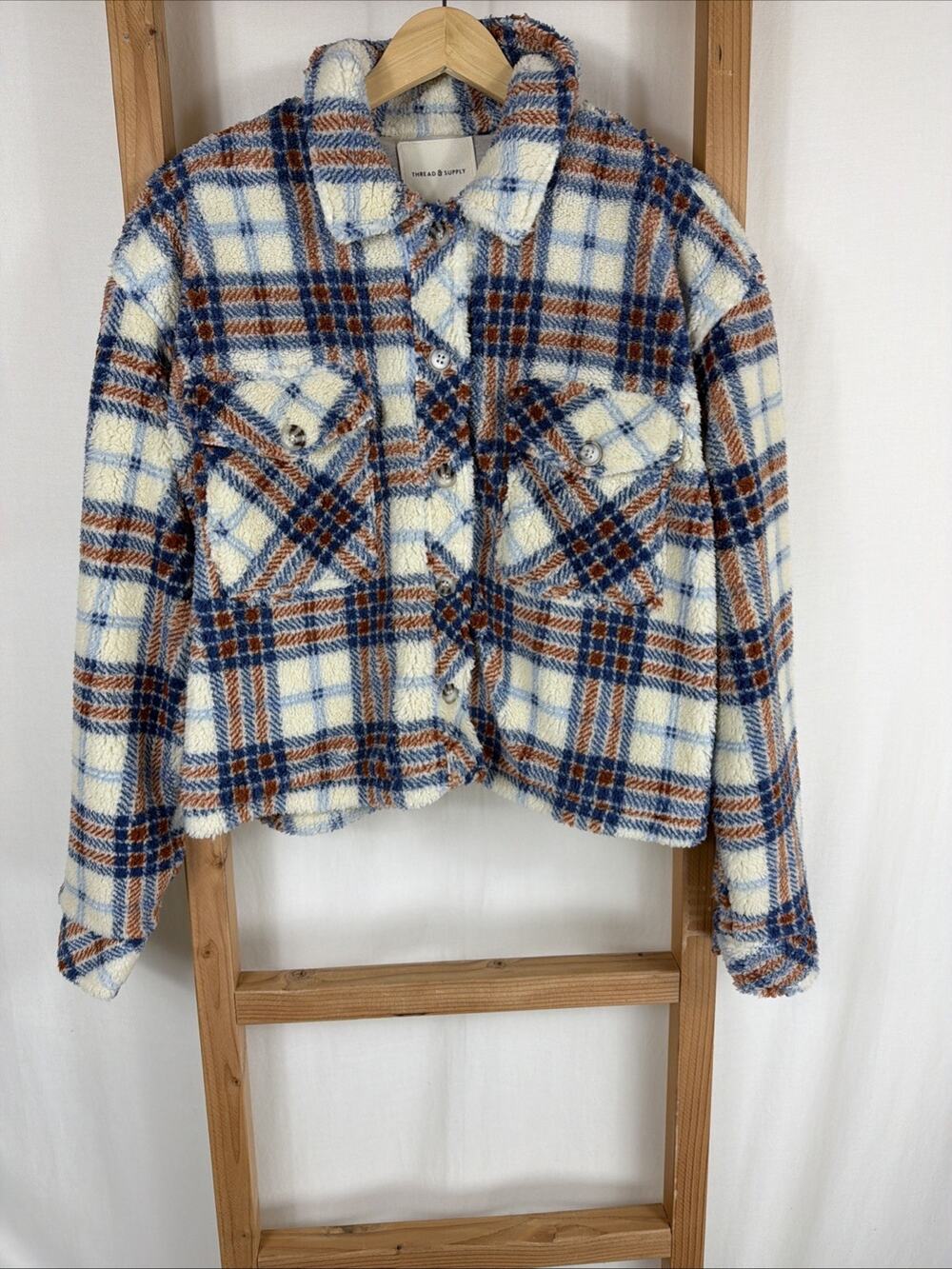 NWT Thread & Supply Plaid Fleece Jacket Size Large Shacket Style Overshirt Cabin